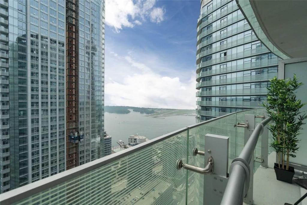 New Superior Lakeview Luxury Top Floor 3-Bedroom Suite On 48Th Floor Toronto Exteriér fotografie