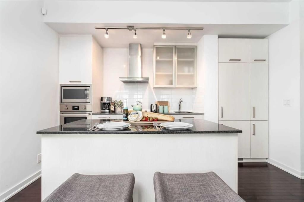 New Superior Lakeview Luxury Top Floor 3-Bedroom Suite On 48Th Floor Toronto Exteriér fotografie